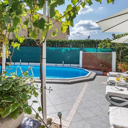 Cr Prázdninový dům *